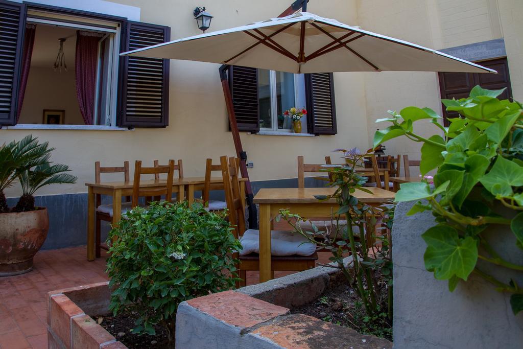 Bouganville B&B Чефалу Екстериор снимка